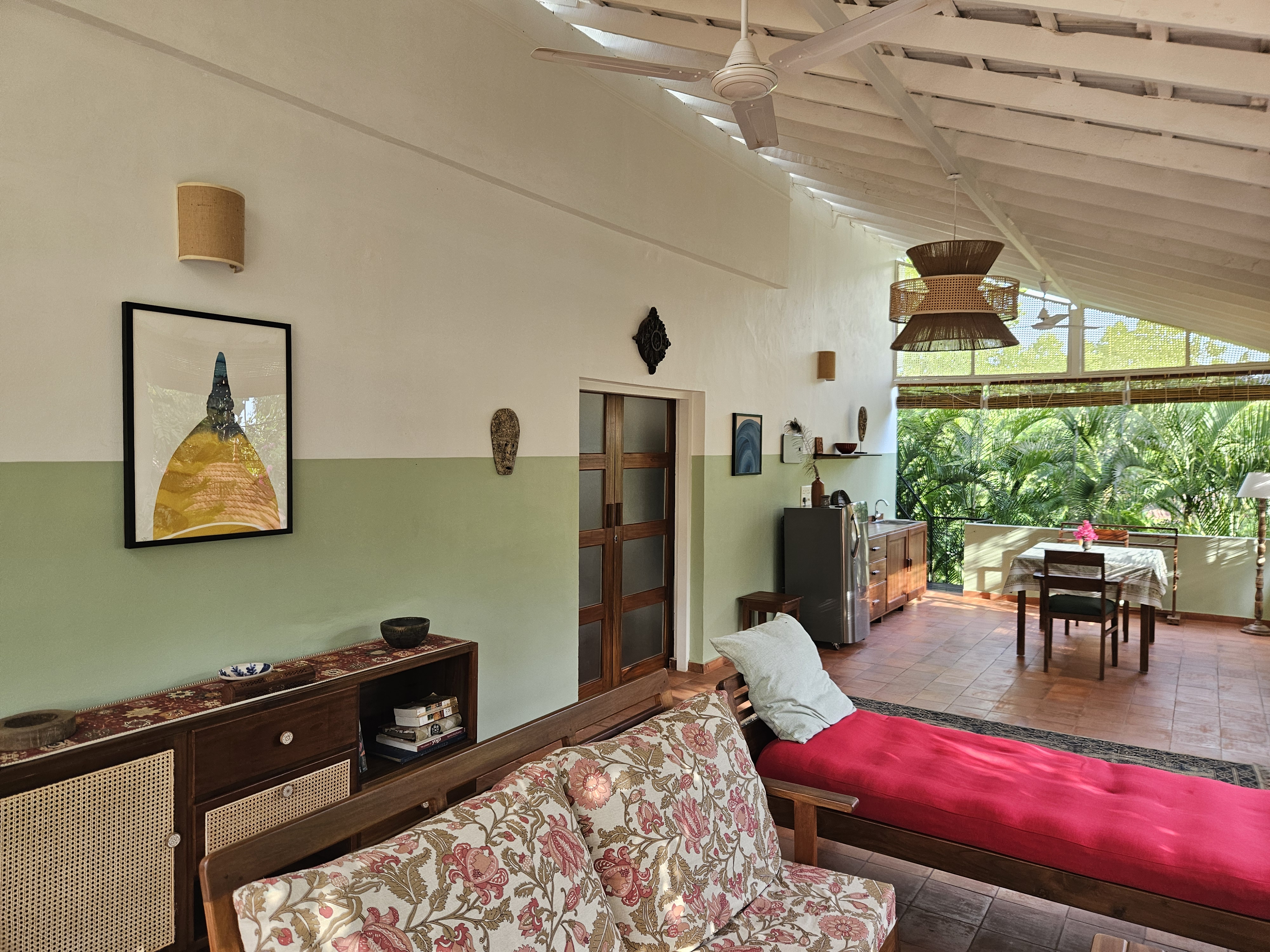 Ojas room