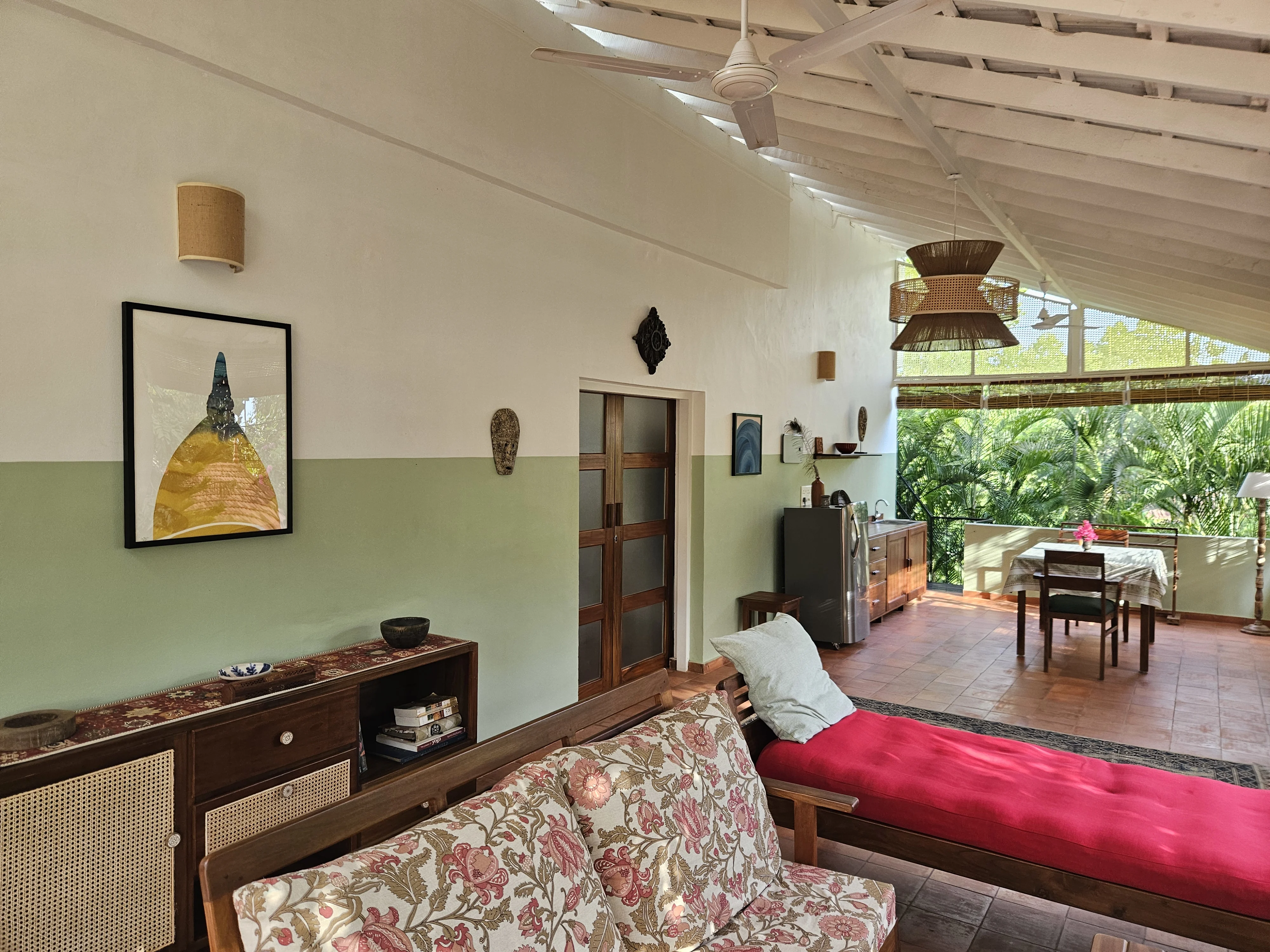 Ojas room
